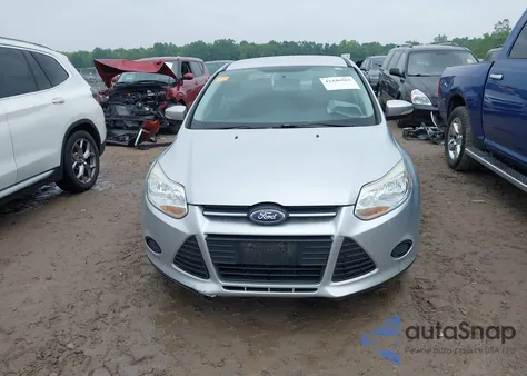 2014 Ford Focus Se z USA, uszkodzony, nr VIN 1FADP3F24EL181753